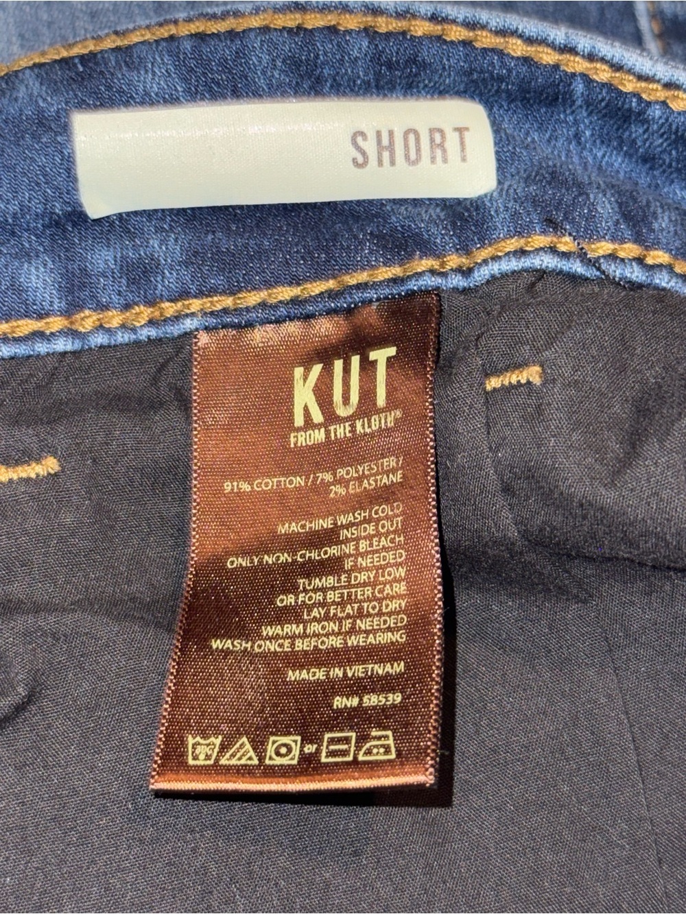 KUT from the Kloth Denim Shorts - Picture 6 of 8